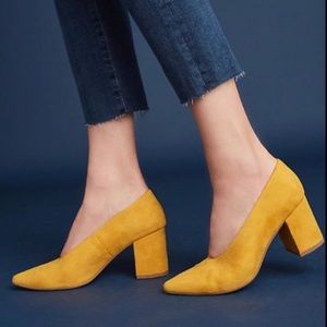 NWOT Anthropologie Seychelles Yellow Suede Pumps